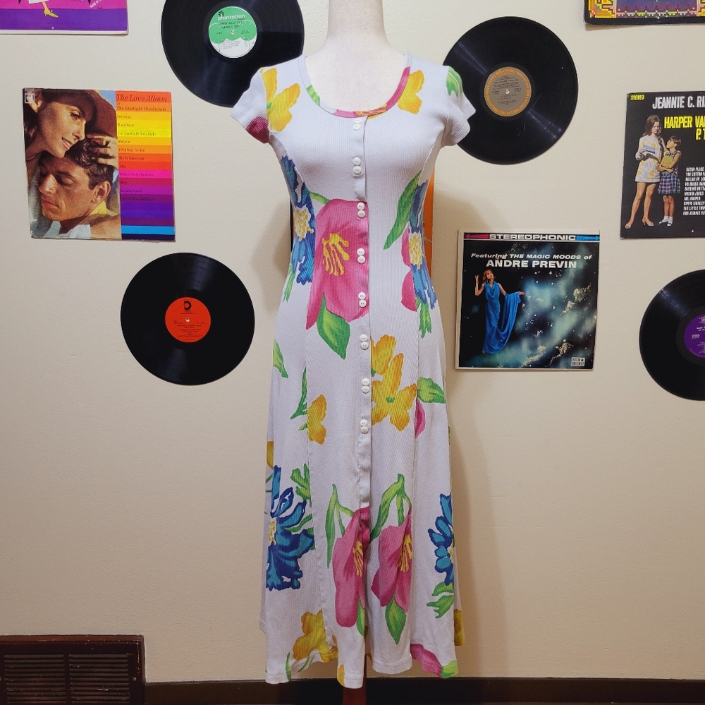 La Fete | Vintage Bright Floral Rib Knit Midi Dress - Picture 1 of 6